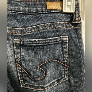 Refuge Jeans Women’s Size 5 98% Cotton 2% Spandex